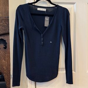 Abercrombie & Fitch Navy Blue Long Sleeve Henley